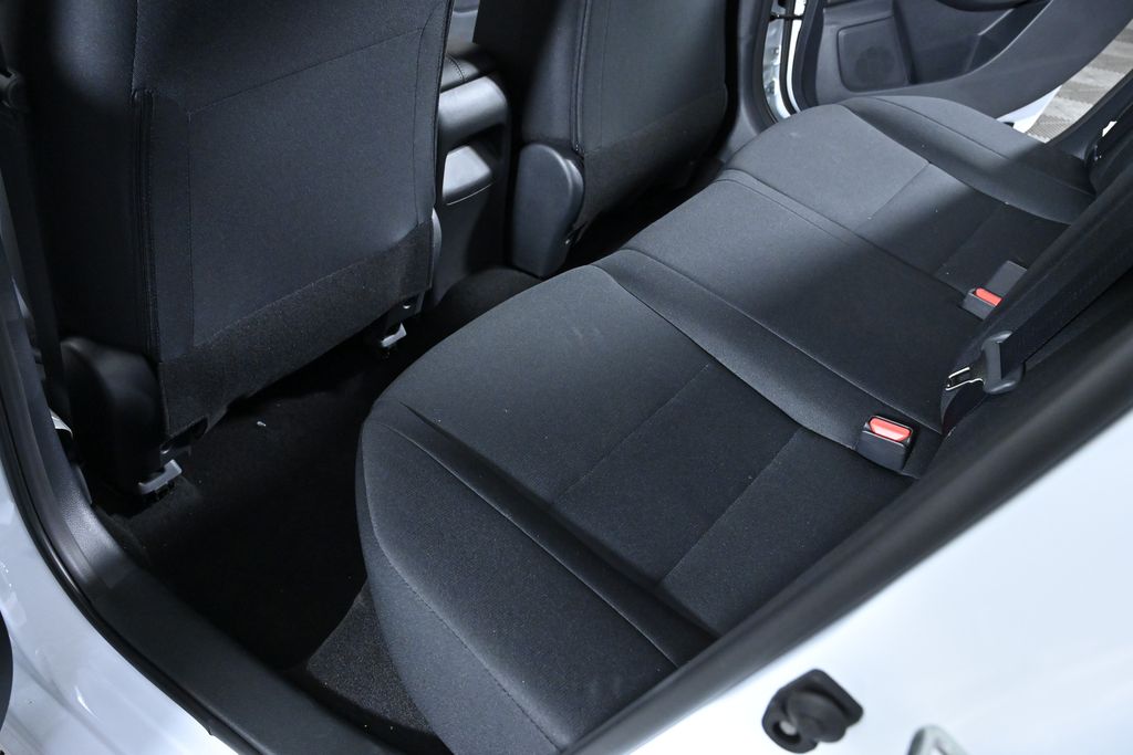 2025 Nissan Sentra S Image 11 of 26