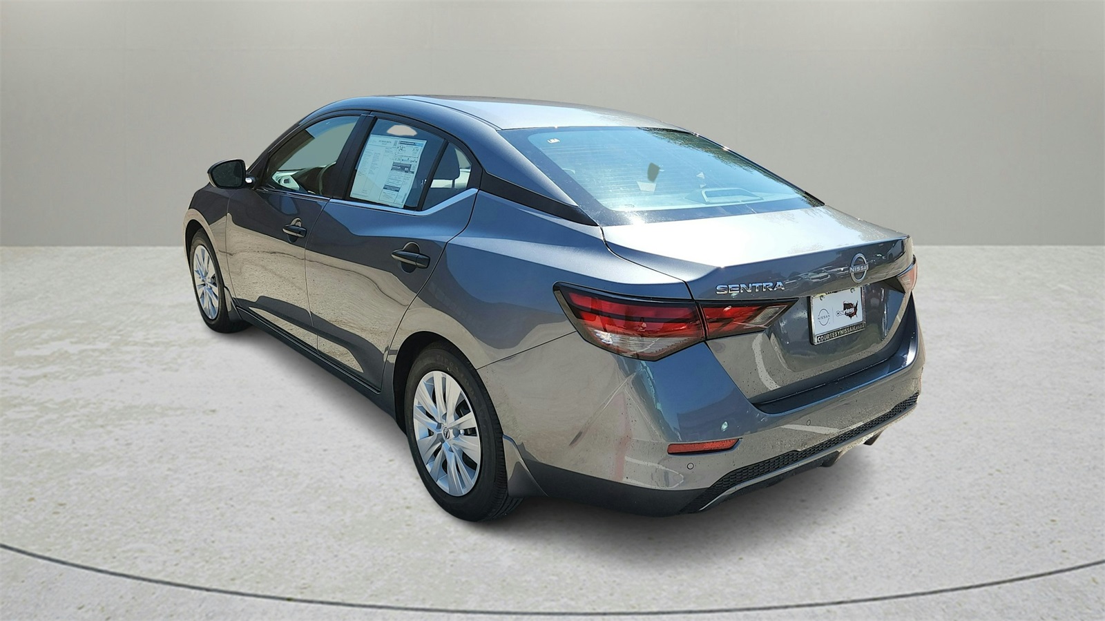 Vehicle image 7 of 21