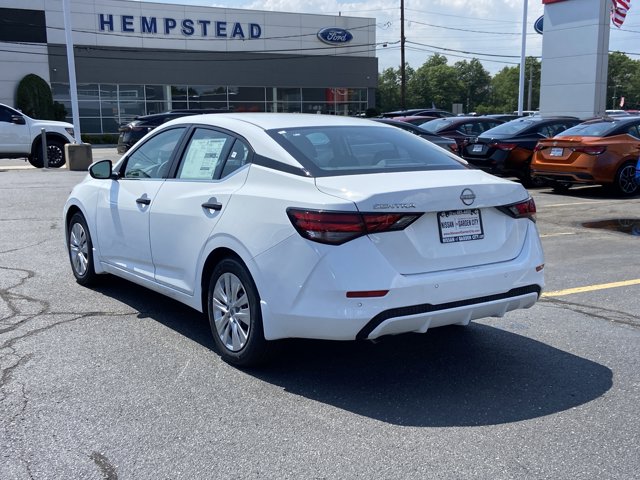 Vehicle image 6 of 19