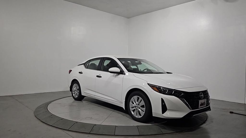 2025 Nissan Sentra S Image 3 of 29