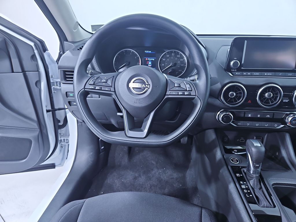 2025 Nissan Sentra S Image 16 of 29