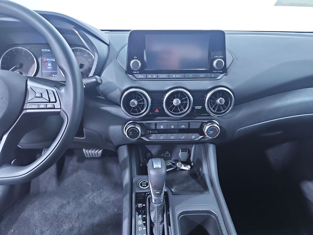 2025 Nissan Sentra S Image 17 of 29