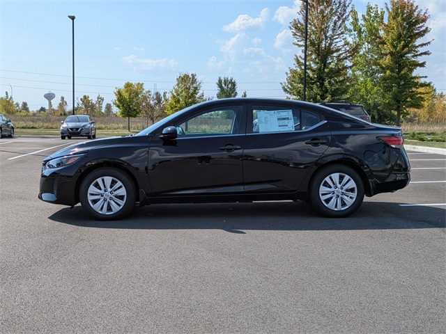 2025 Nissan Sentra S Image 8 of 29