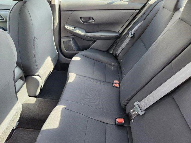 Vehicle image 12 of 22