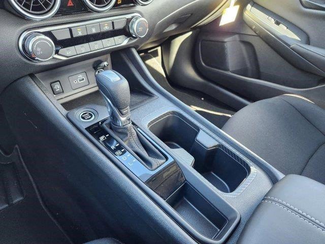 Vehicle image 21 of 22