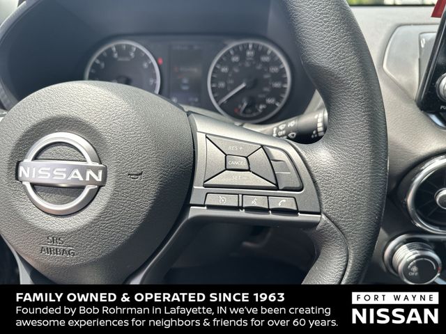 Vehicle image 31 of 36