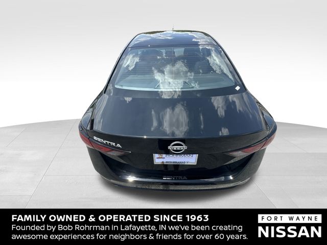 Vehicle image 11 of 36