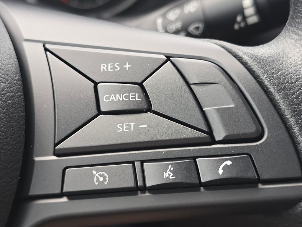 Vehicle image 45 of 60