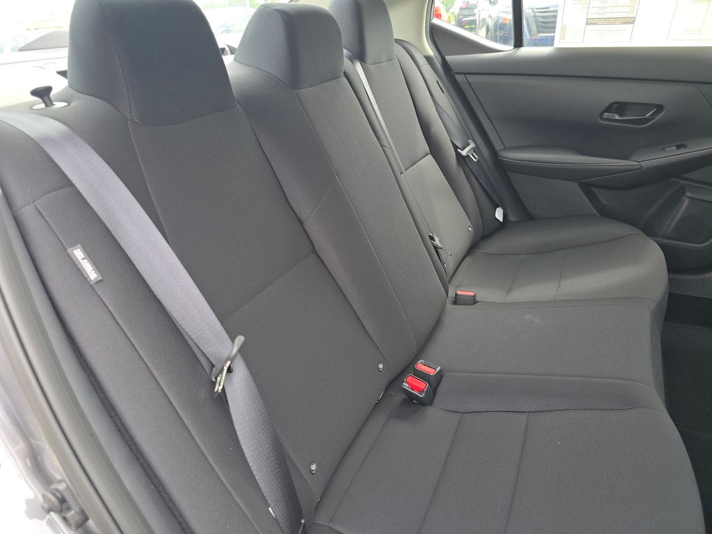 Vehicle image 23 of 60