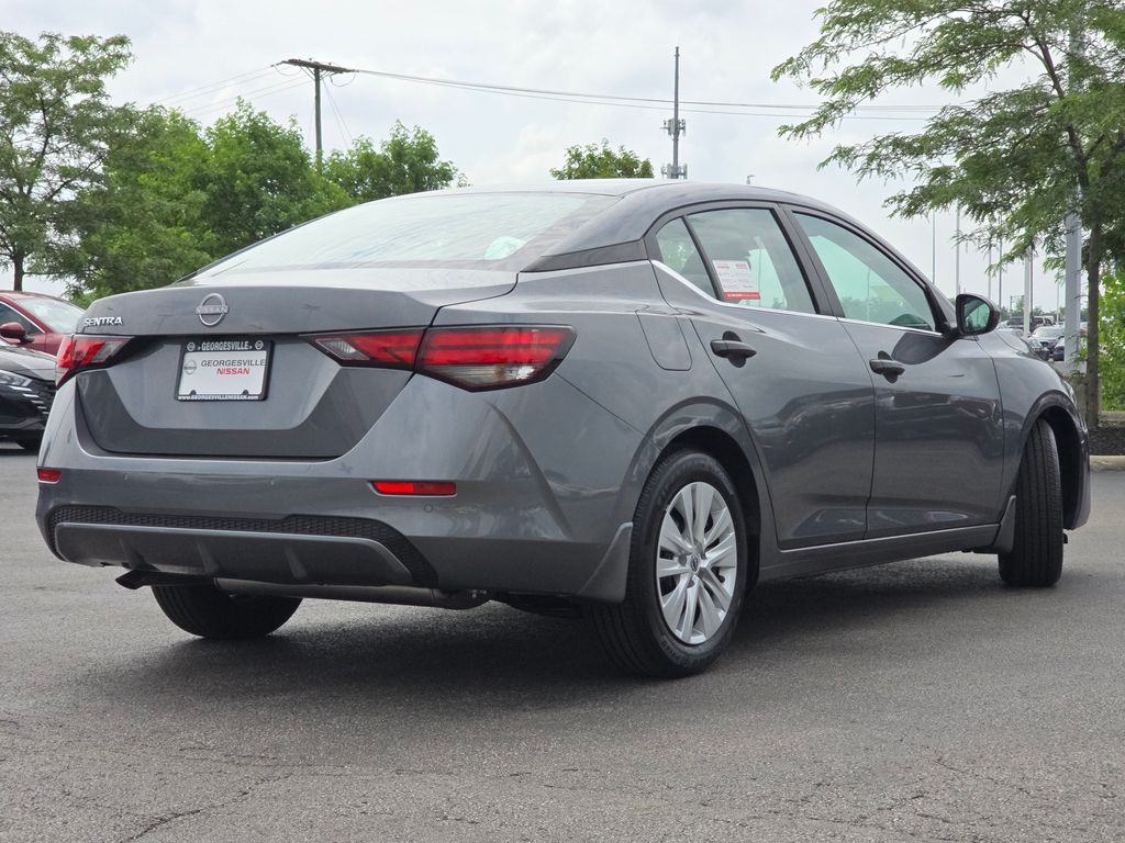 Vehicle image 11 of 60