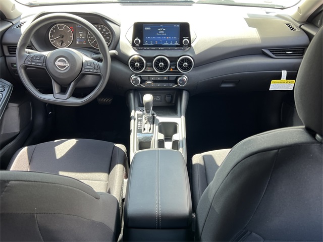 2025 Nissan Sentra S Image 17 of 28
