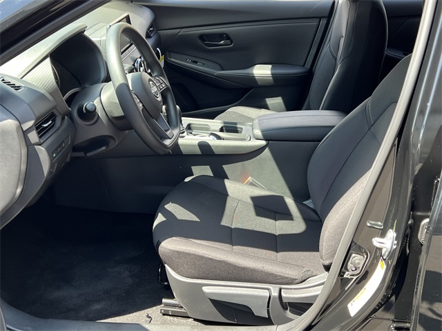 2025 Nissan Sentra S Image 15 of 28