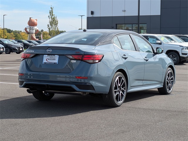 2025 Nissan Sentra SR Image 5 of 29