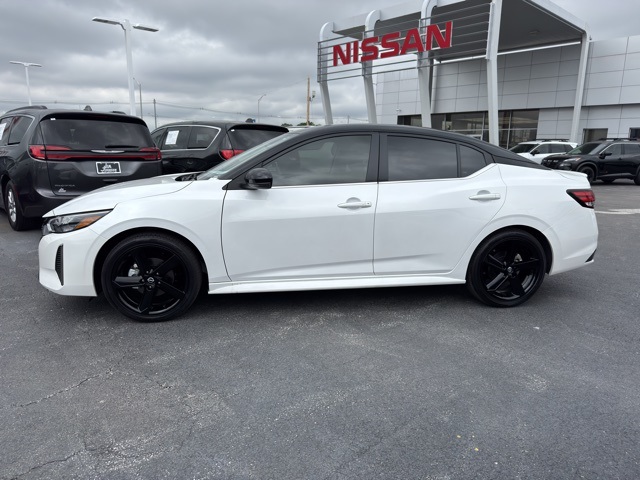 2025 Nissan Sentra SR Image 5 of 25