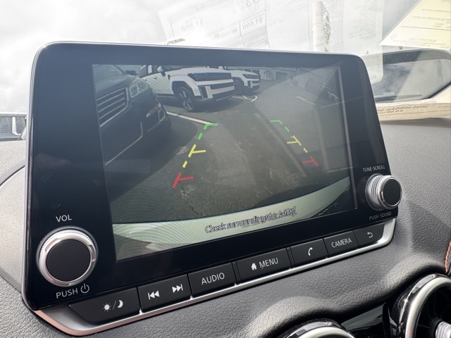 2025 Nissan Sentra SR Image 10 of 25