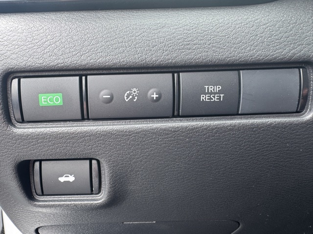 2025 Nissan Sentra SR Image 15 of 25