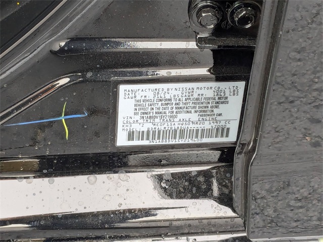 Vehicle image 26 of 28