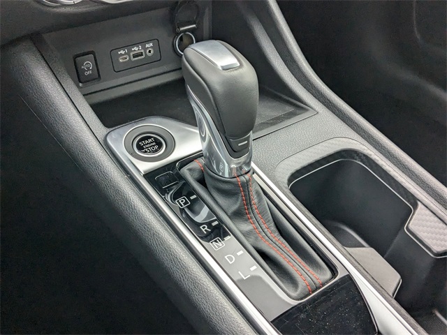 Vehicle image 23 of 28