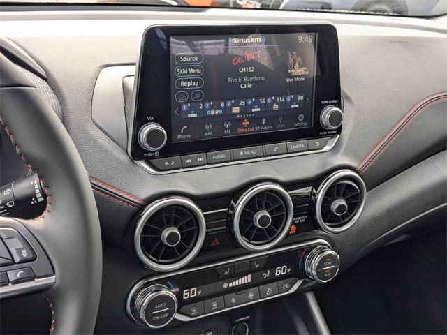 Vehicle image 22 of 28