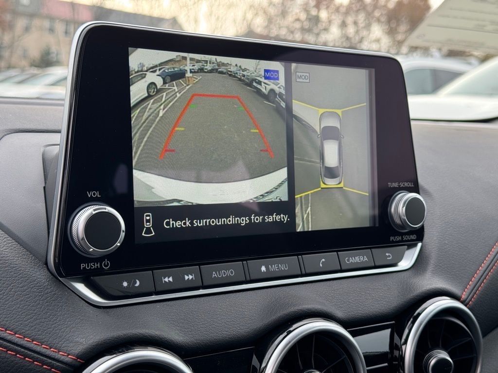 Vehicle image 12 of 26