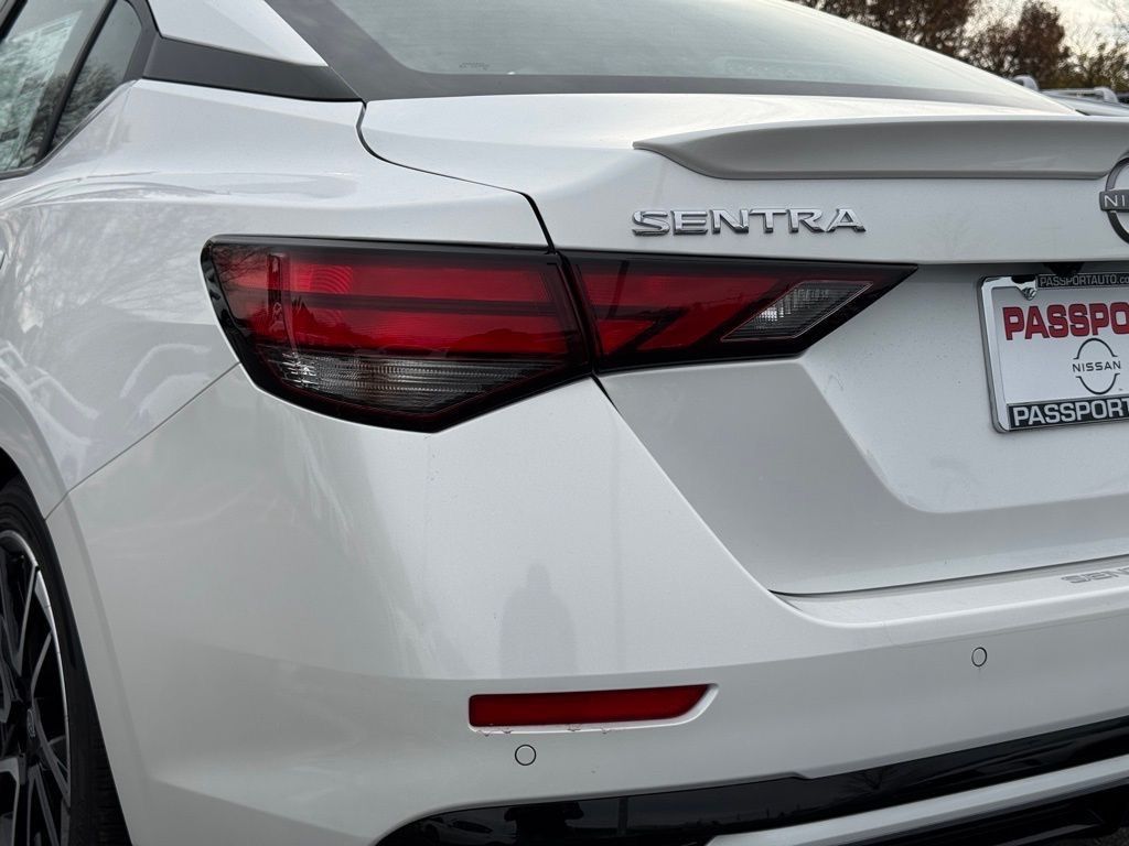 Vehicle image 7 of 26