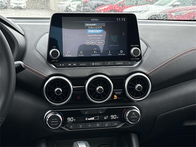 Vehicle image 8 of 18
