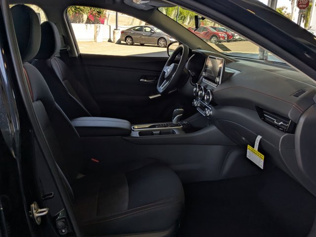Vehicle image 13 of 22