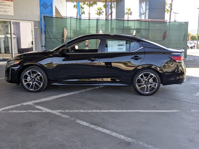Vehicle image 7 of 22