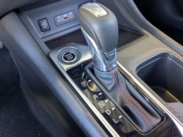 Vehicle image 20 of 22