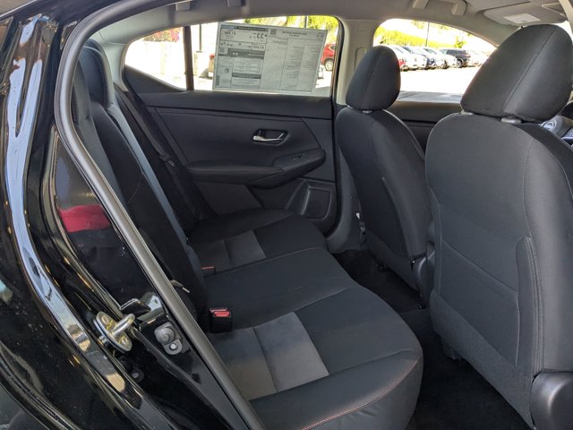 Vehicle image 10 of 22