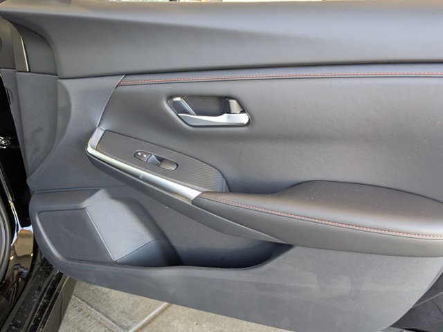 Vehicle image 22 of 22