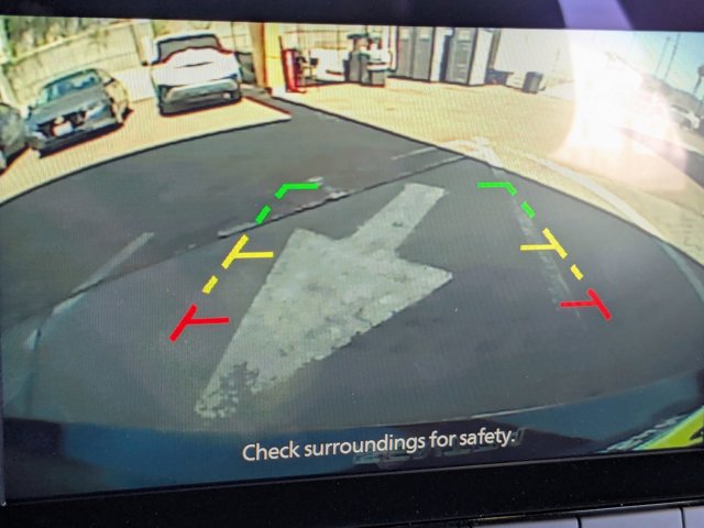Vehicle image 19 of 22