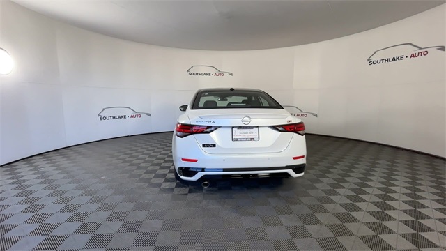 2025 Nissan Sentra SR Image 7 of 26