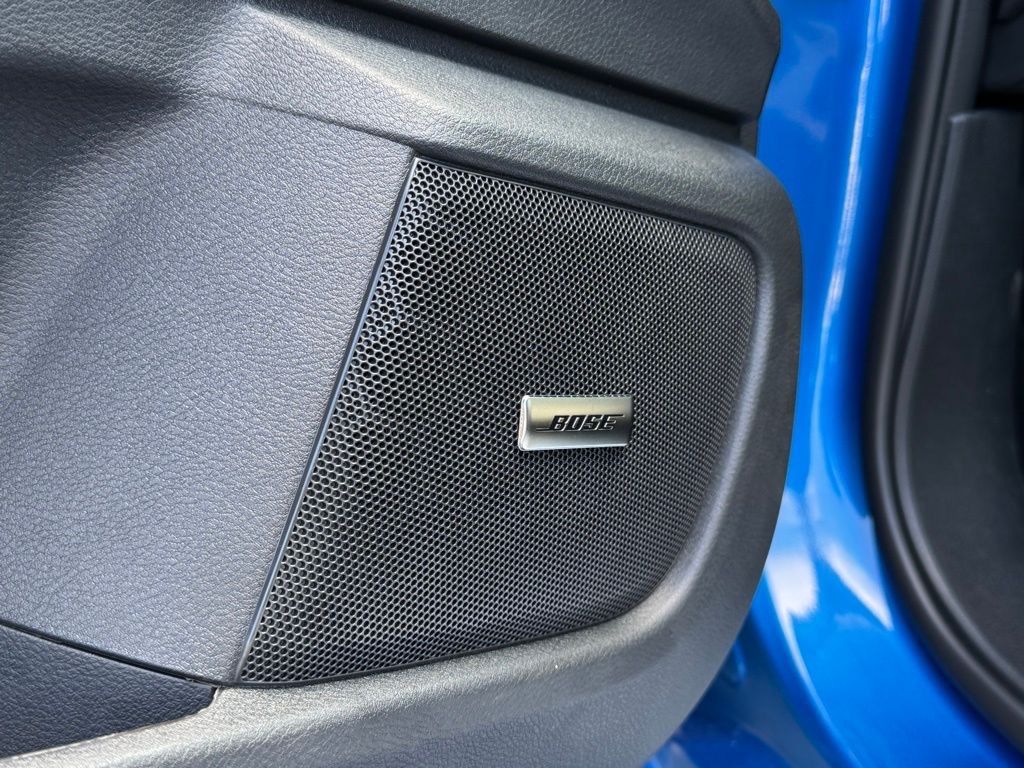 Vehicle image 14 of 23