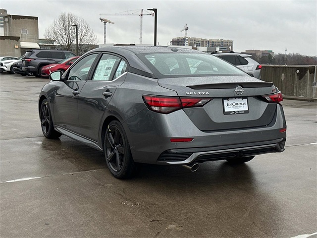 Vehicle image 6 of 18