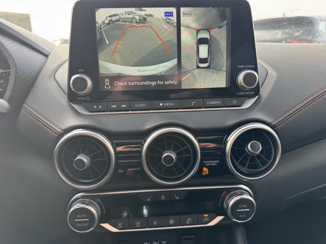 2025 Nissan Sentra SR Image 17 of 22