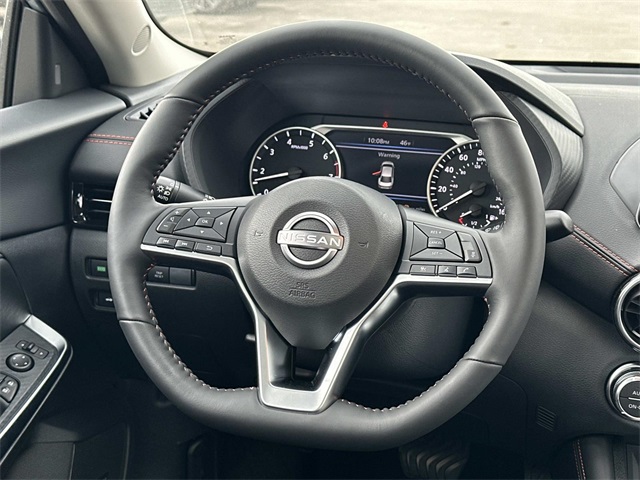 2025 Nissan Sentra SR Image 16 of 18