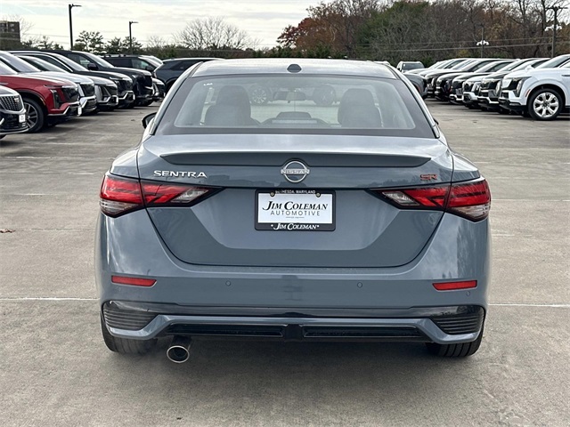 2025 Nissan Sentra SR Image 5 of 18