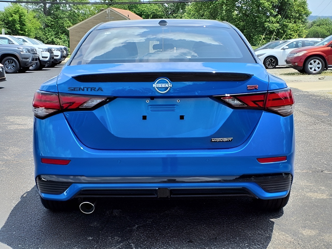 Vehicle image 32 of 34