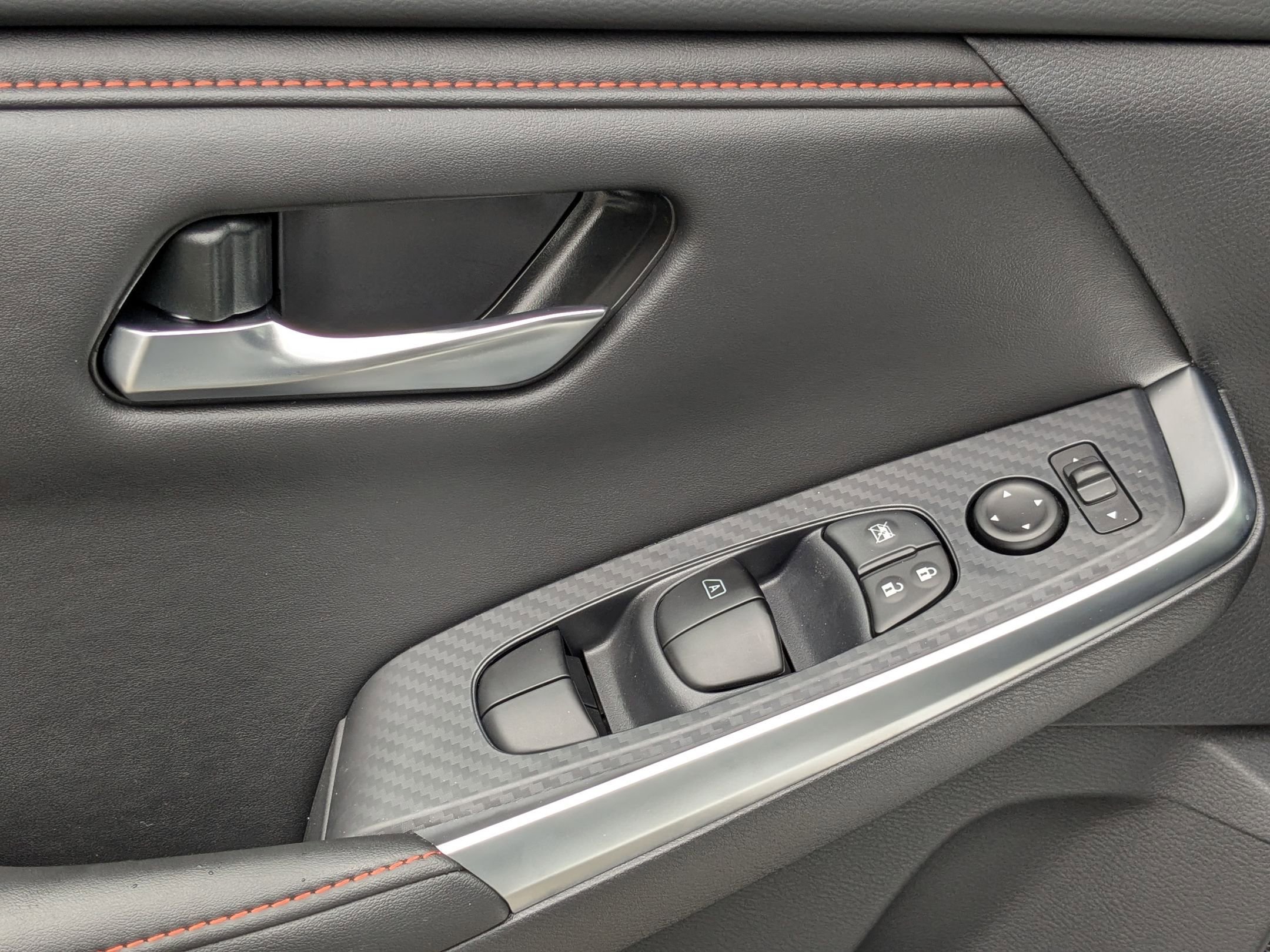 2025 Nissan Sentra SR Image 19 of 27