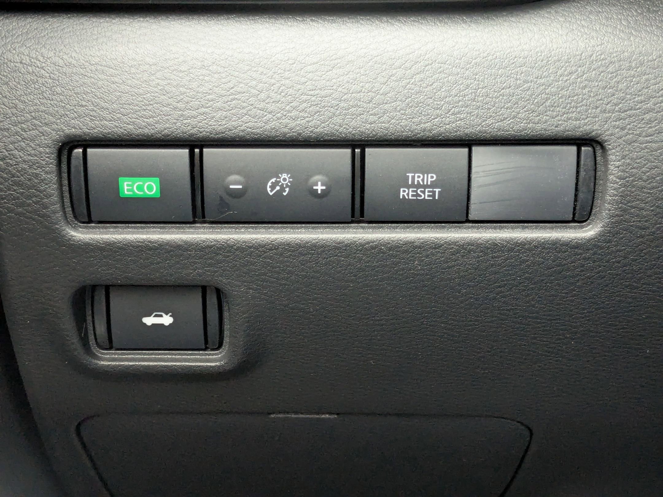 2025 Nissan Sentra SR Image 20 of 27