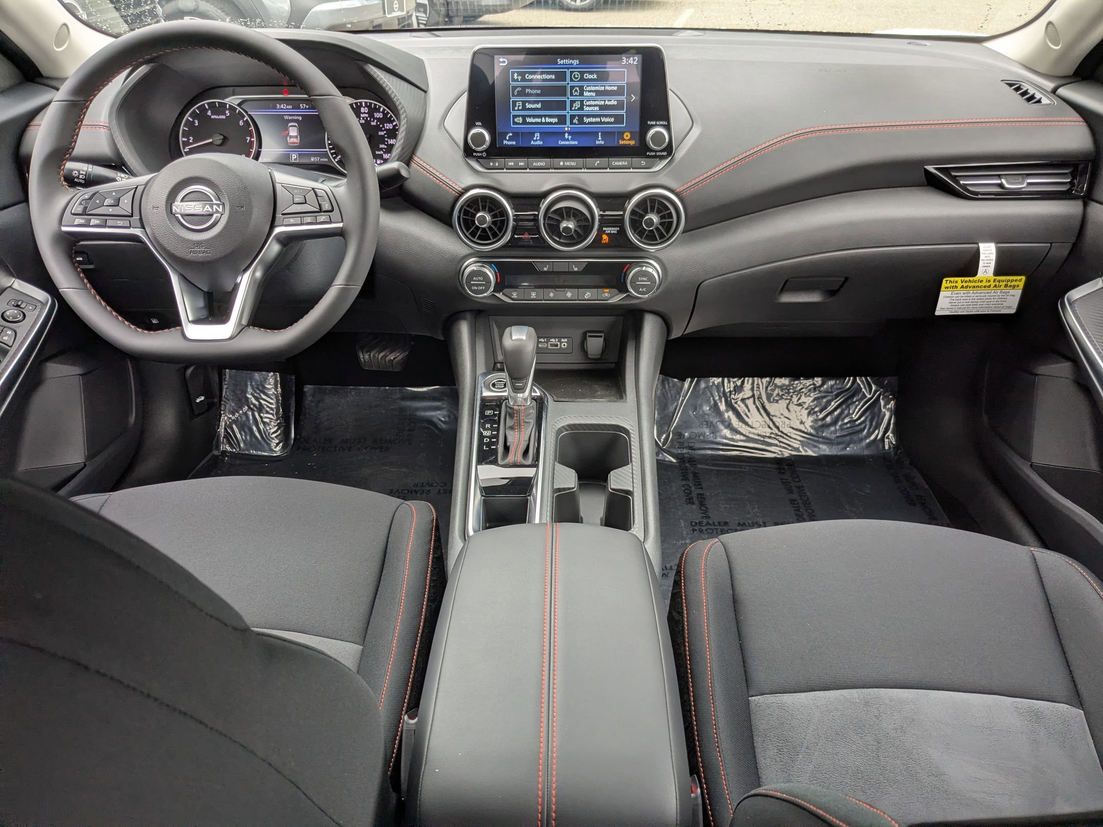 2025 Nissan Sentra SR Image 13 of 27