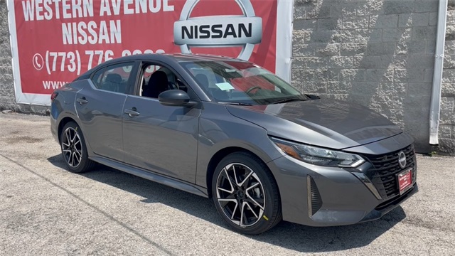 Vehicle image 4 of 24