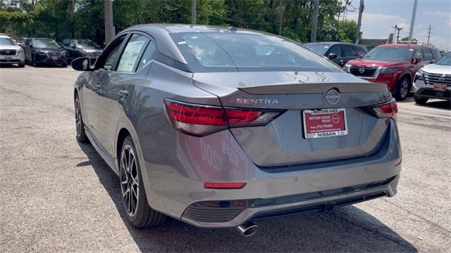 Vehicle image 12 of 24