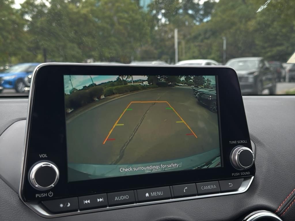 2025 Nissan Sentra SR Image 17 of 31