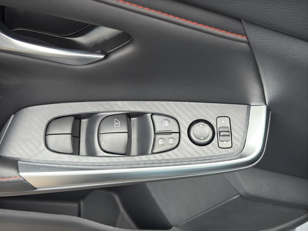 2025 Nissan Sentra SR Image 22 of 31
