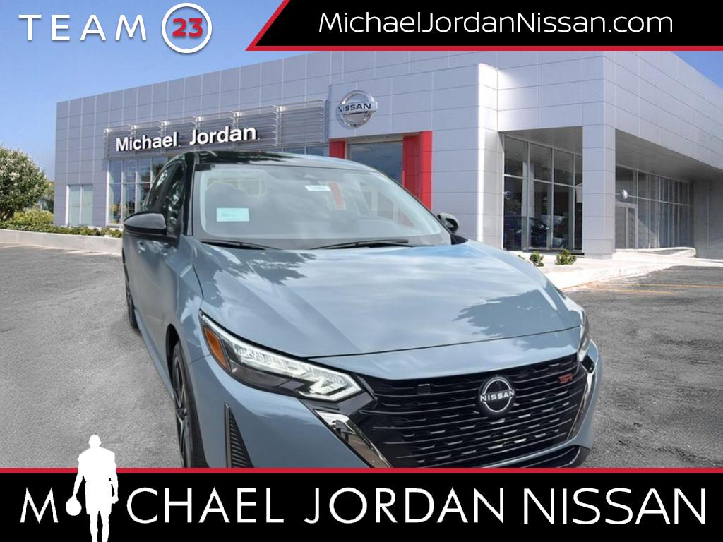 2025 Nissan Sentra SR Image 3 of 31