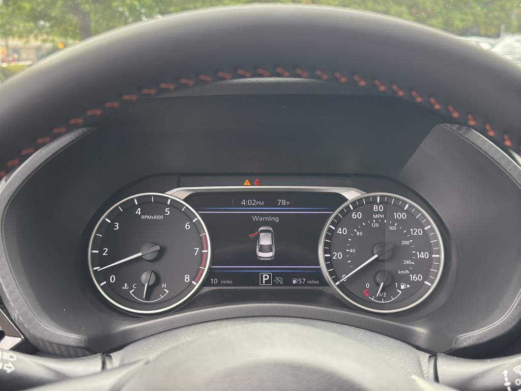 2025 Nissan Sentra SR Image 16 of 31