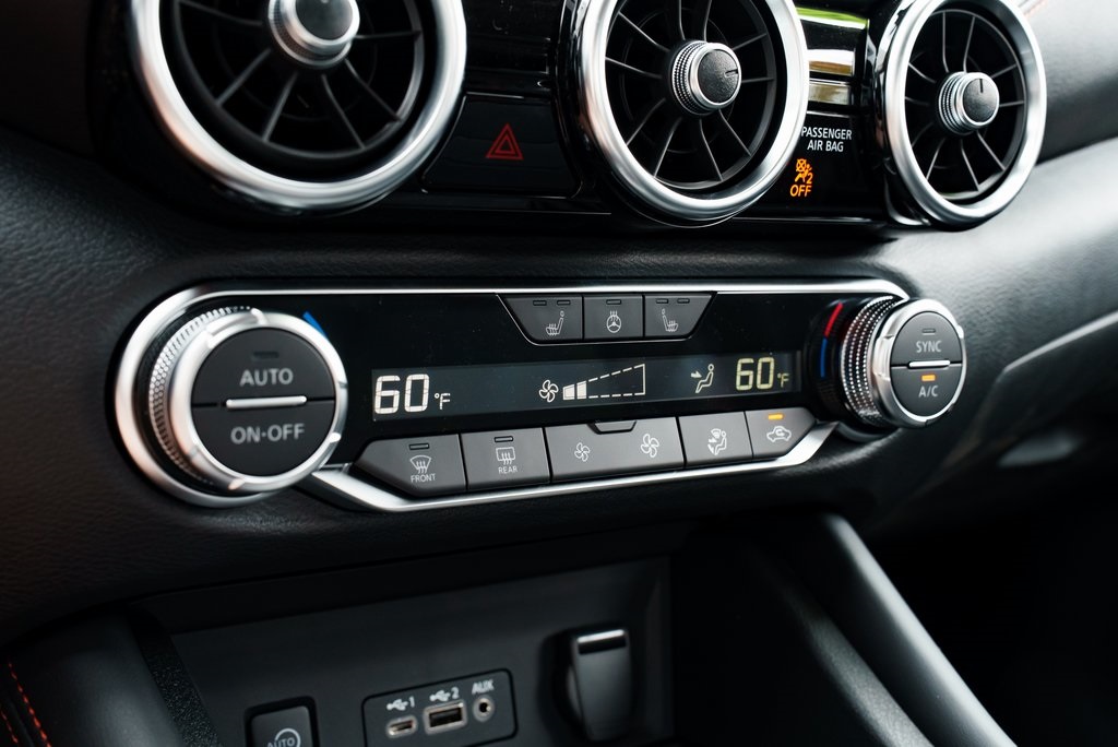 2025 Nissan Sentra SR Image 30 of 30