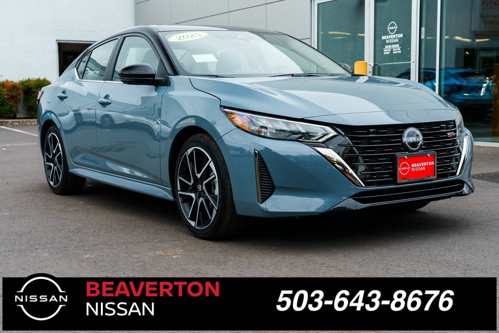 2025 Nissan Sentra SR Image 3 of 30